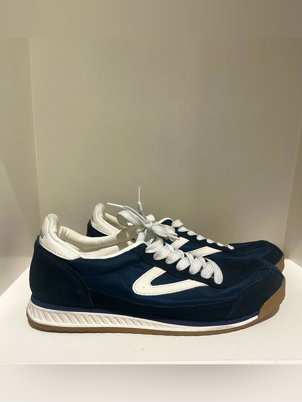 Tretorn Navy Blue White Gum Sole Retro Sneakers Size 8.5 - Picture 3 of 6